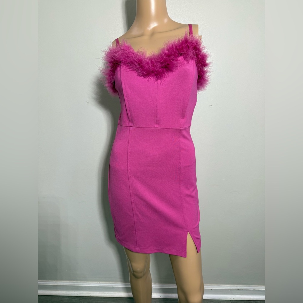 Forever 21 Hot Pink Fur Trim‎ Mini Dress Women’s Size Medium